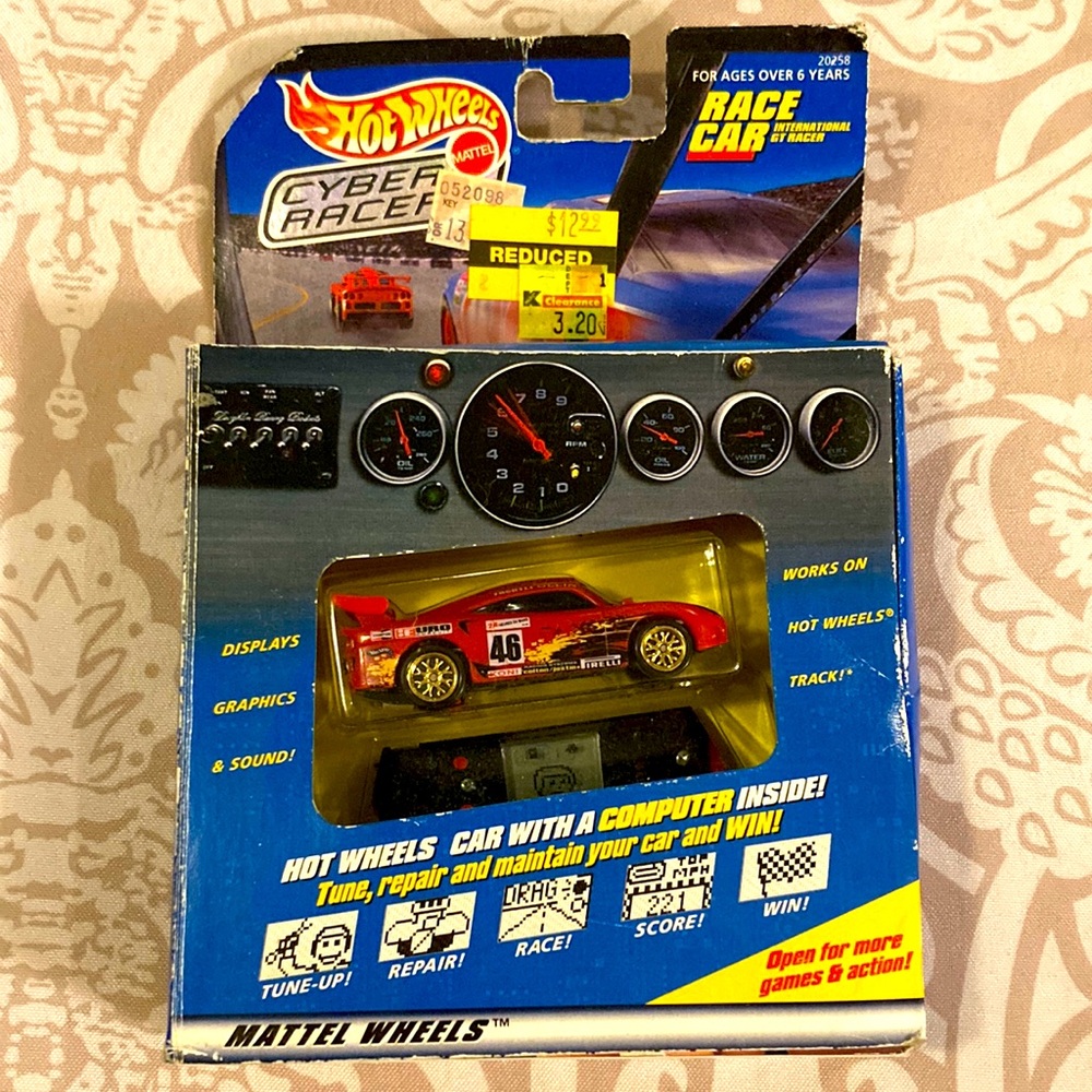 NWB Collectible Hot Wheels Cyber Racer